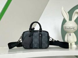 Picture of LV Lady Handbags _SKUfw147523861fw